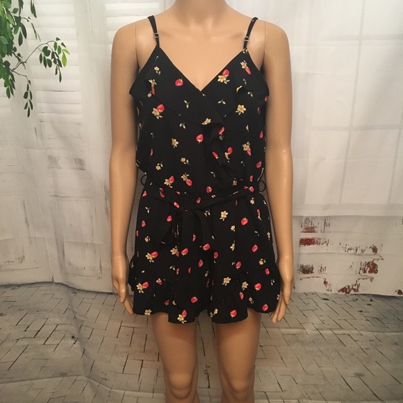 lydelle Other - Adorable romper